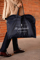 Pokrowiec na garnitur z funkcją torby