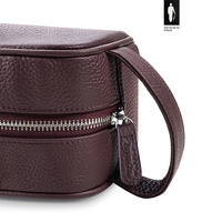 Męska skórzana kosmetyczka podróżna Pewien Pan – brąz bordowy