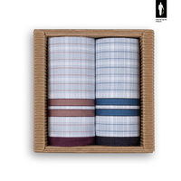 Bawełniane chusteczki męskie w bordowo-czerwoną oraz granatowo-czarną kratkę – zestaw 2 sztuk