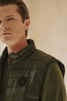 Męska kamizelka zielona na zamek