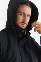 Czarna kurtka zimowa z odpinanym kapturem