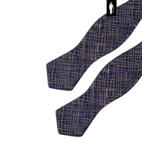 Mucha do garnituru w geometryczny wzór