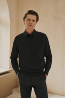 Granatowa kamizelka swetrowa z dekoltem V