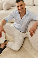 Białe spodnie męskie z wysokim stanem