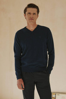 Granatowy sweter męski V-neck bawełna