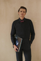 Granatowa kamizelka swetrowa z dekoltem V