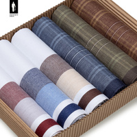 Bawełniane chusteczki męskie w szerokie pasy i kratkę (kolorystyczny mix) – zestaw 6 sztuk