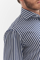 Koszula w paski z neapolitańskim rękawem