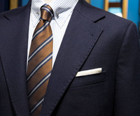 Biała poszetka z lnu